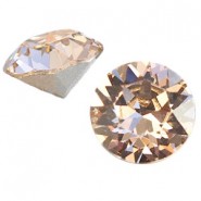 Swarovski Elements SS29 chatón (6.2mm) - Silk beige